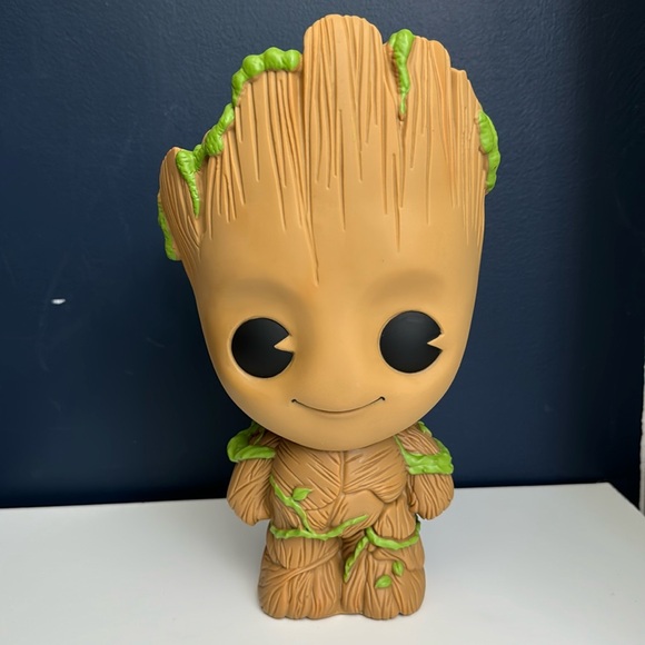 Disney Other - NEW Disney Groot figural coin bank
